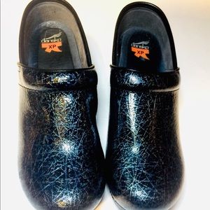 DANSKO Women clogs Scribble--Size 41 Us10.5-11